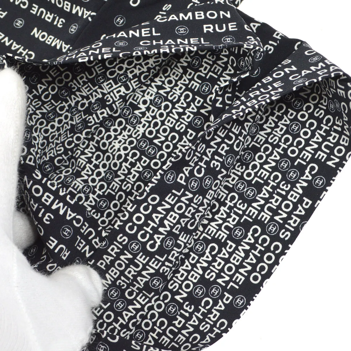 Chanel 2009 Spring logo-print V-neck T-shirt #34