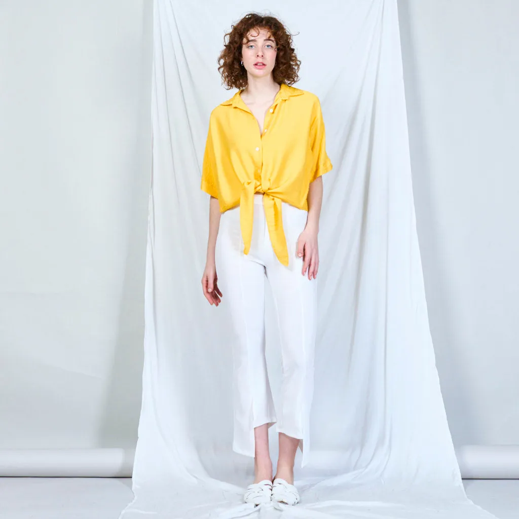 Chic tie-front blouse with casual elegance wholesale