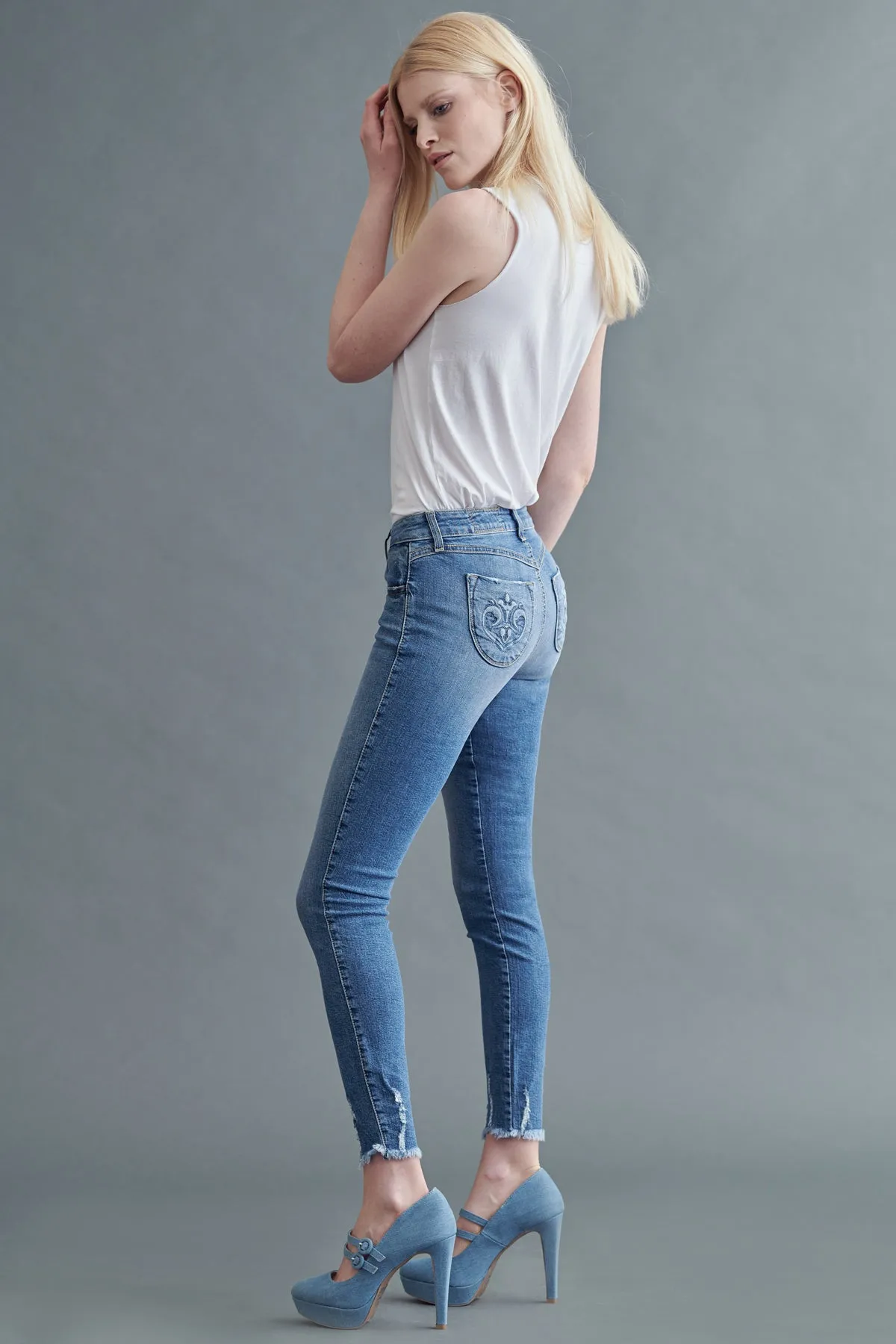 Hannah In Just Hold On