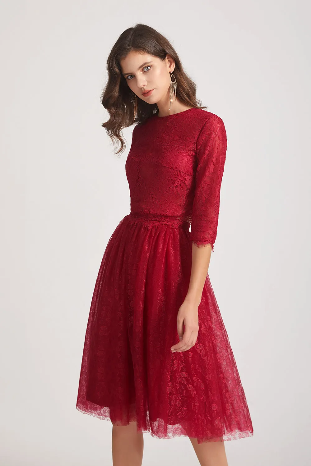 Round Neckline 3/4 Sleeves Knee Length Lace Short Bridesmaid Dresses (AF0136)